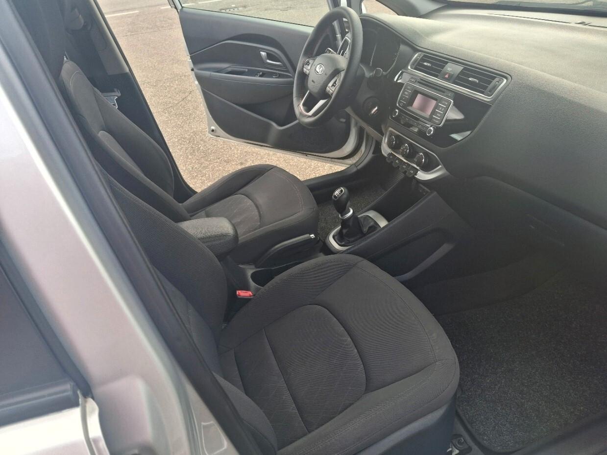 Kia Rio 1.1 CRDi 5p. Cool