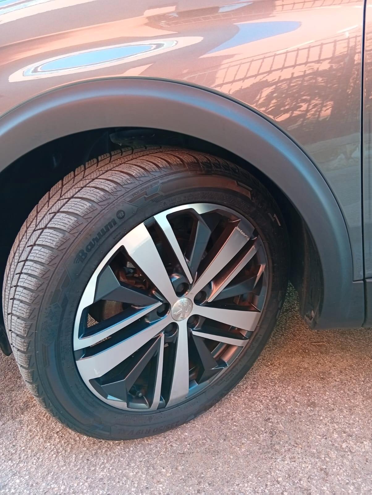 Peugeot 3008 BlueHDi 180 S&S EAT8 GT