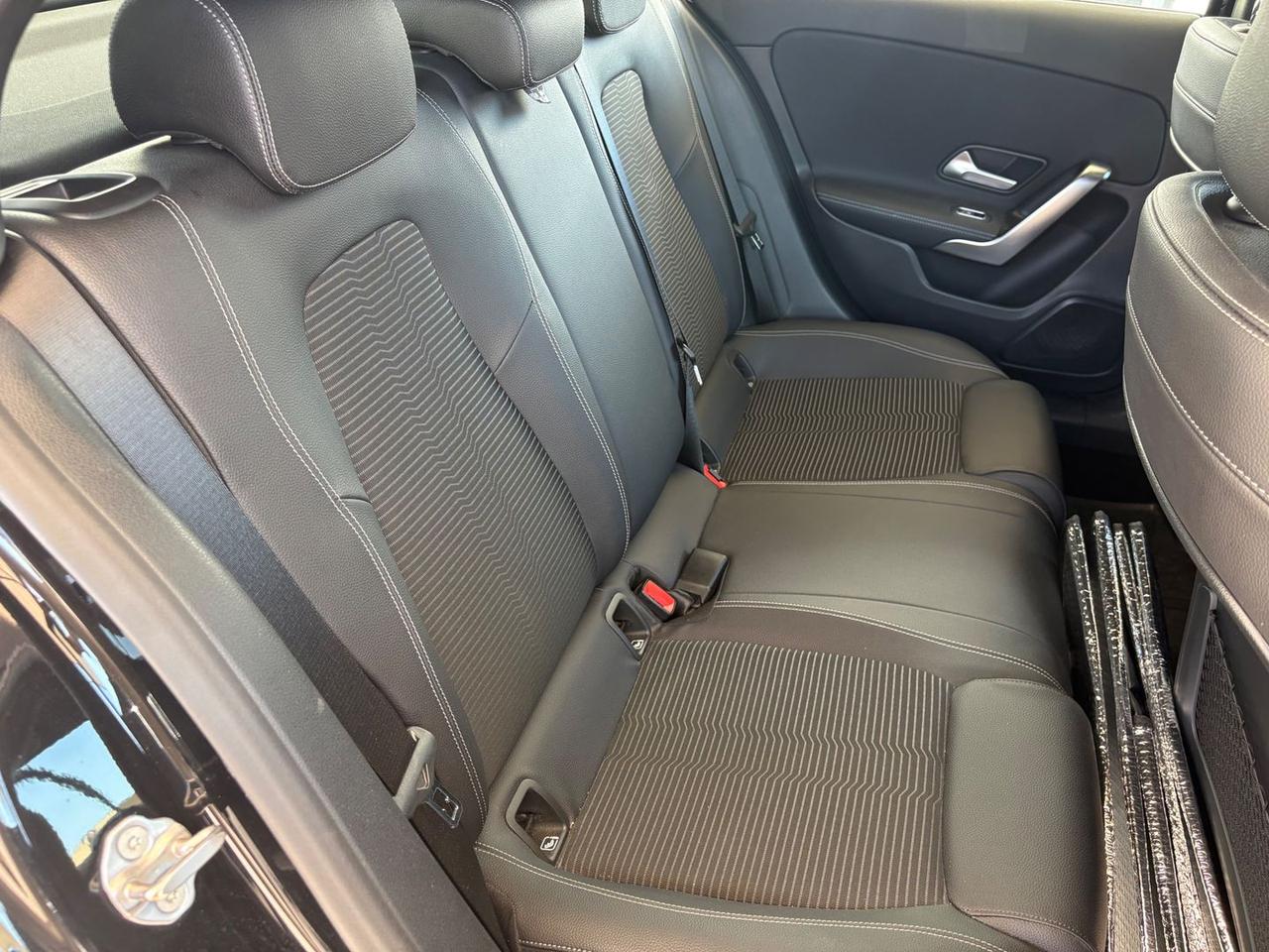 Mercedes-Benz A 200 Sport A 200 D #11362