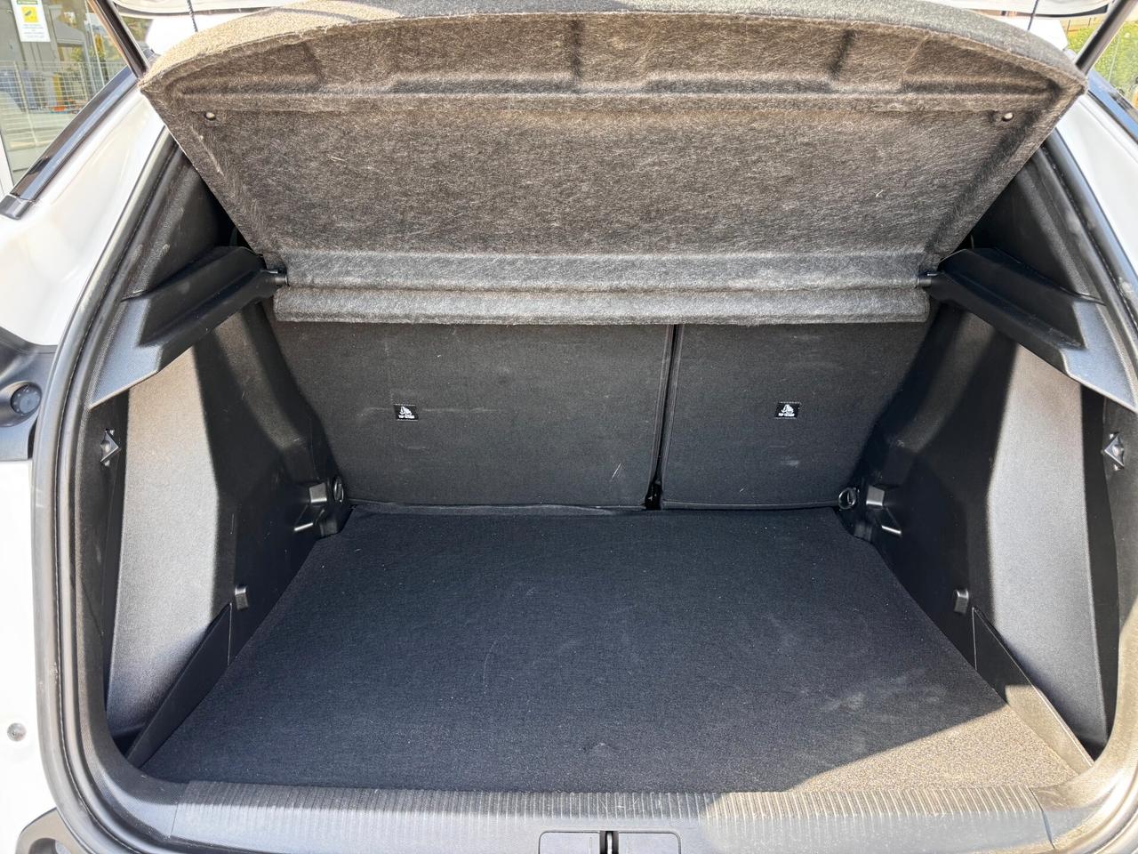 Peugeot 2008 BlueHDi 110 S&S Allure Pack