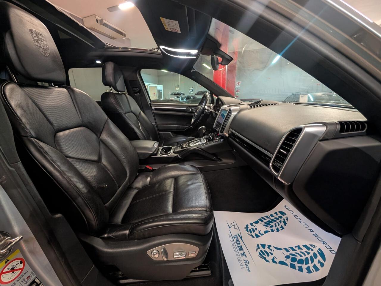 Porsche Cayenne 3.0 Diesel TETTO FINANZIABILE