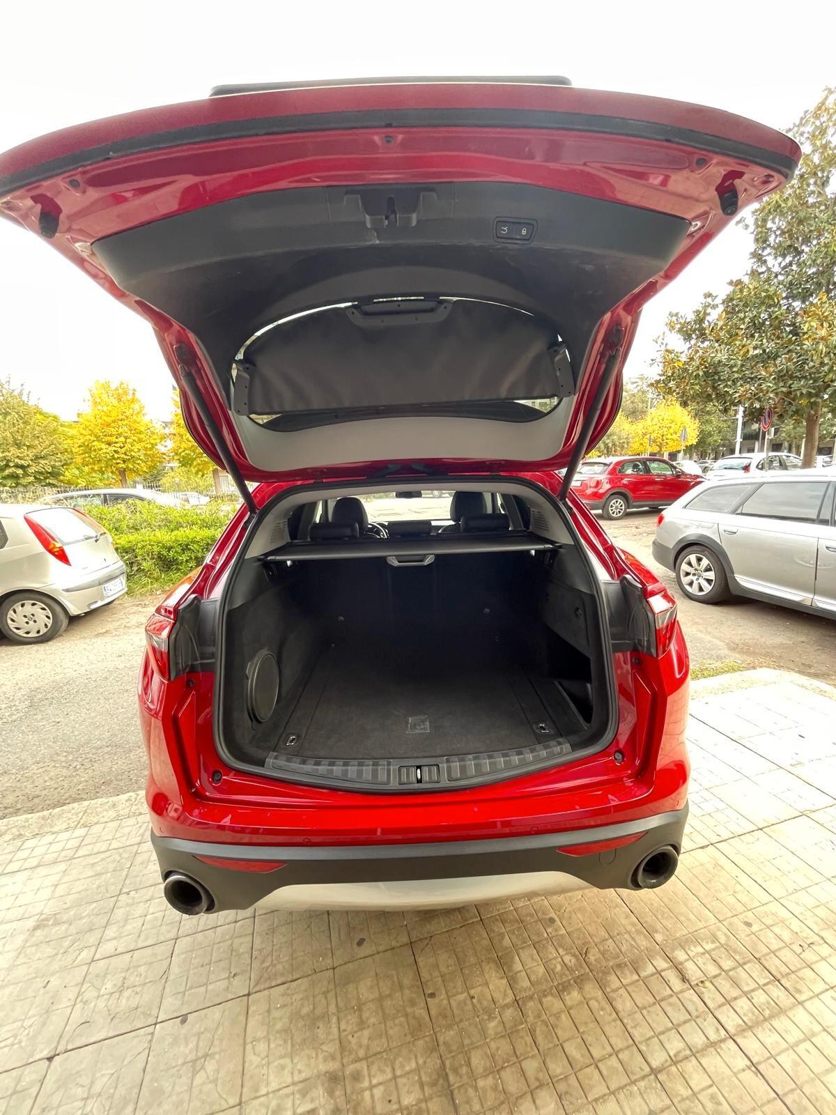 Alfa Romeo Stelvio 2.0 Turbo 280 CV AT8 Q4 First Edition