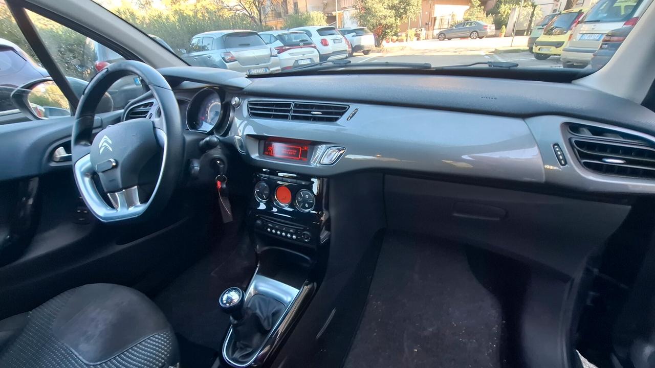 Citroen C3 1.2 VTi 82 Vanity Fair 10