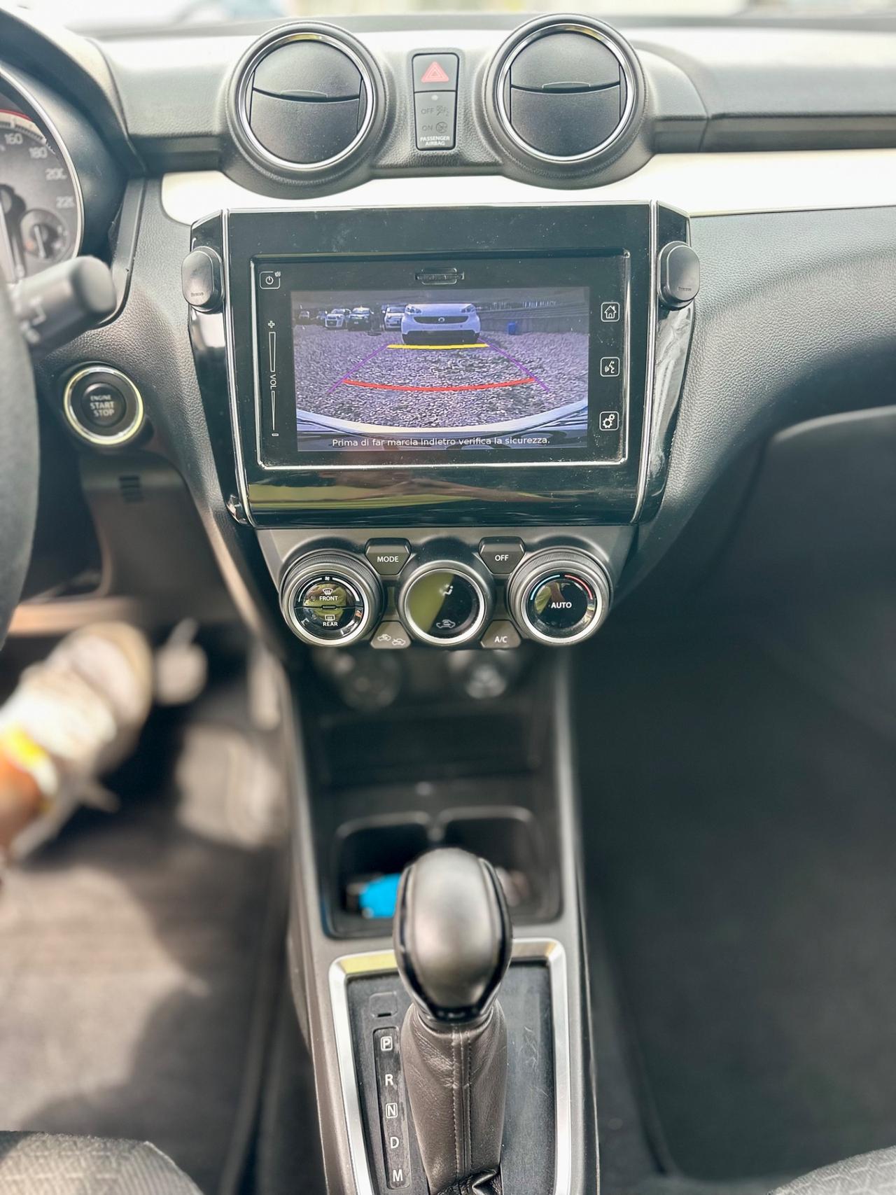 Suzuki Swift 1.0 Cambio Automatico Per Neopatentati
