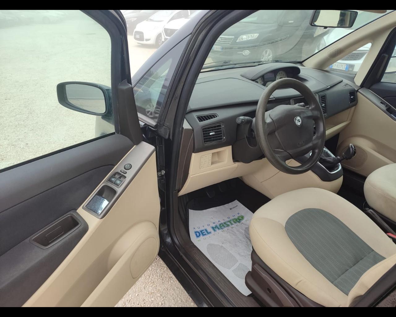 LANCIA Musa - 1.4 16V Oro