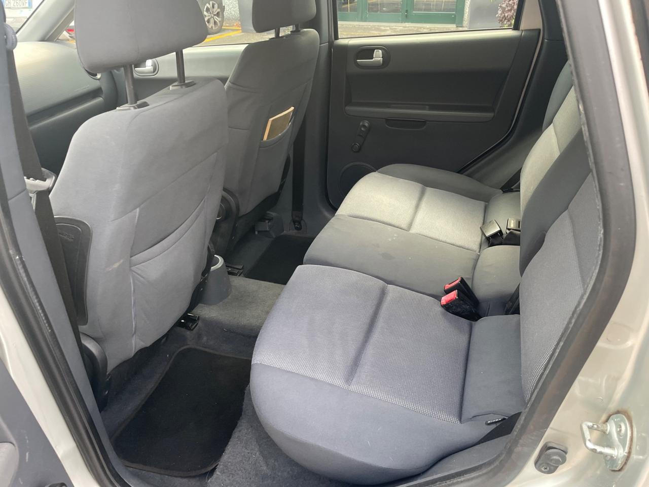 Mitsubishi Colt 1.1 12V 5p. *Neopatentati*Cerchi*Solo 125000km*