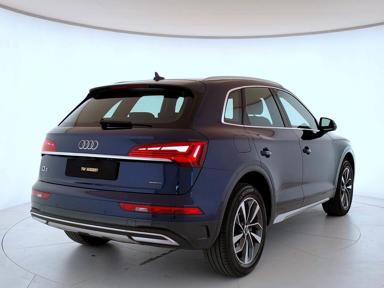AUDI Q5 40 2.0 tdi mhev 12V Business Advanced quattro s-tronic - IVA ESPOSTA