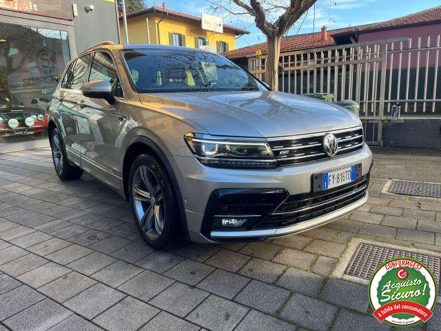 VOLKSWAGEN Tiguan 2.0 tdi R Line 150cv dsg LED/Cockpit/C19/EURO6d-Te