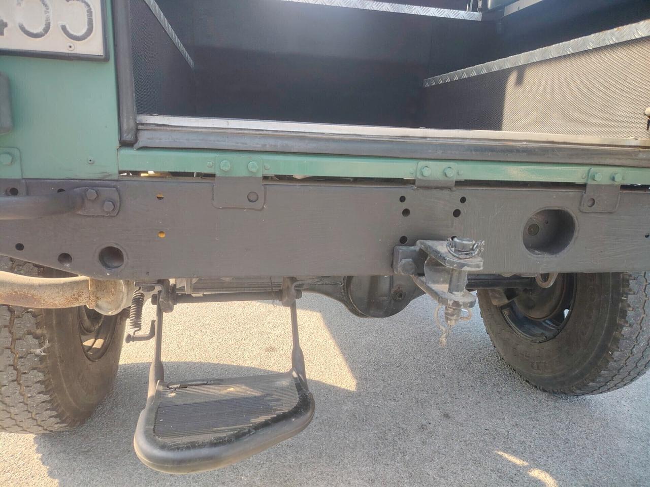 Land Rover Defender 9.0 2.5 Td5 -AUTOCARRO