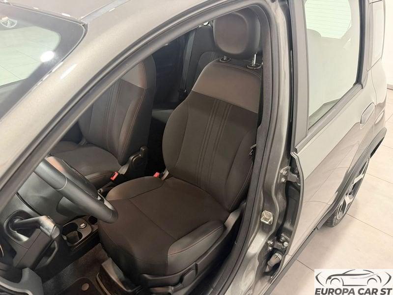 FIAT Panda 1.0 FireFly 70cv S&S Hybrid Sport
