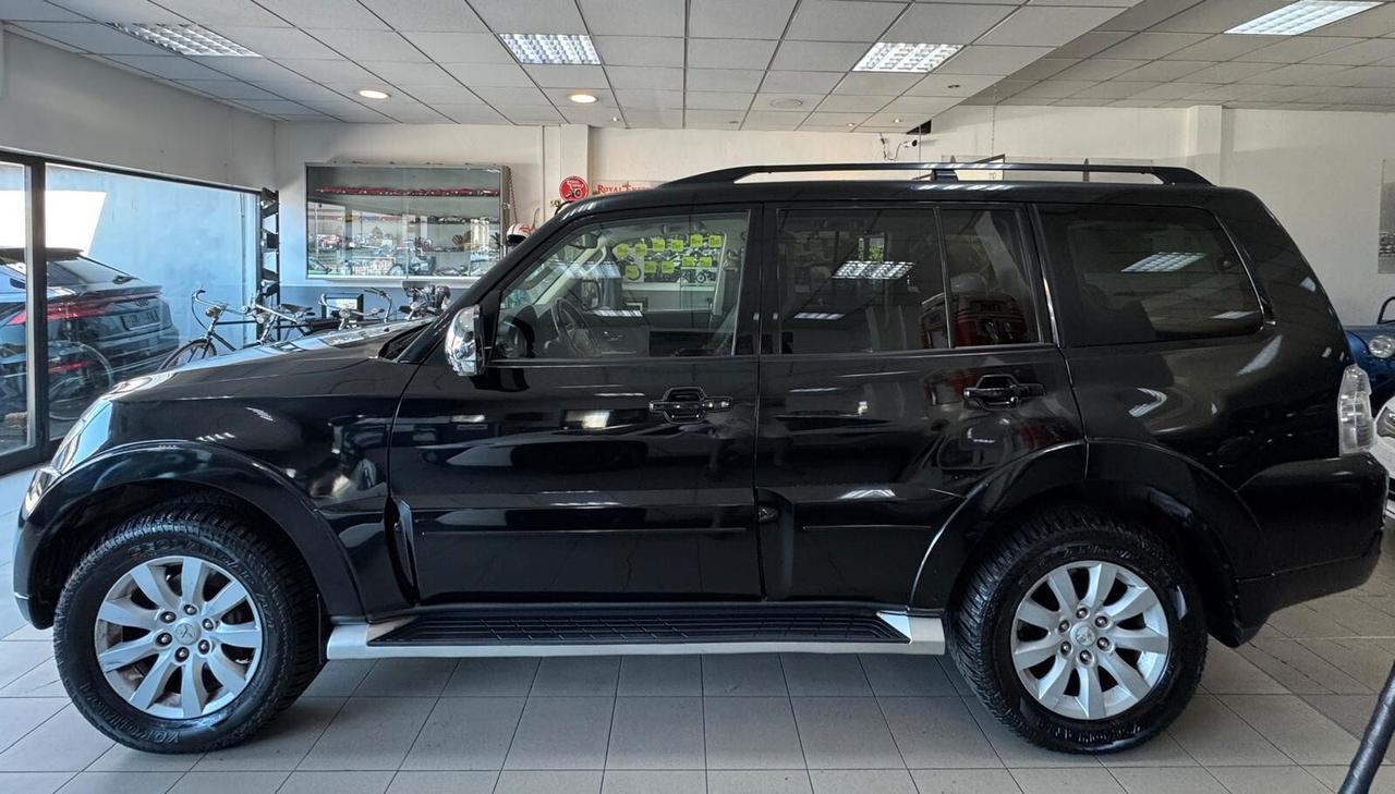 Mitsubishi Pajero 3.2 DI-D 16V 5p. Intense DPF 7 POSTI FULL OPTIONAL PERFETTO!!!