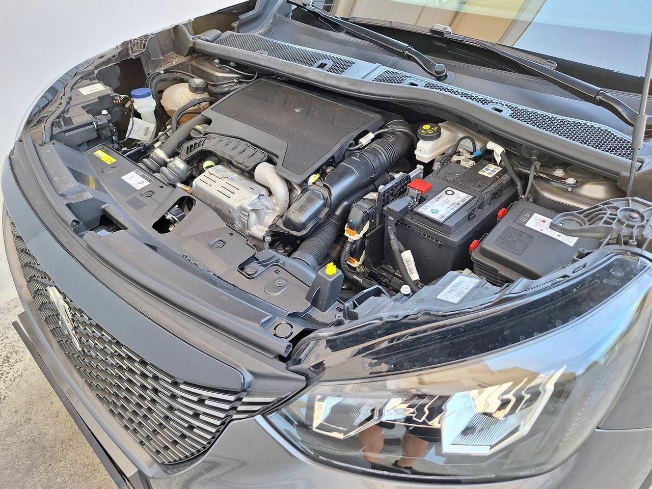 Peugeot 2008 1.2 110cv. Modello Allur, Km 38.200