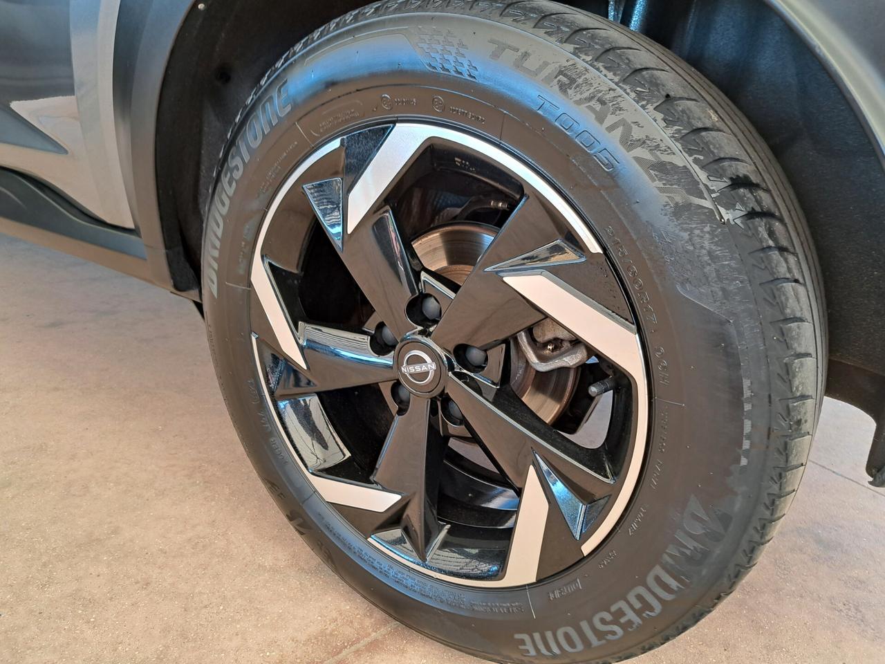 Nissan Juke 1.0 DIG-T 114 CV DCT N-Connecta