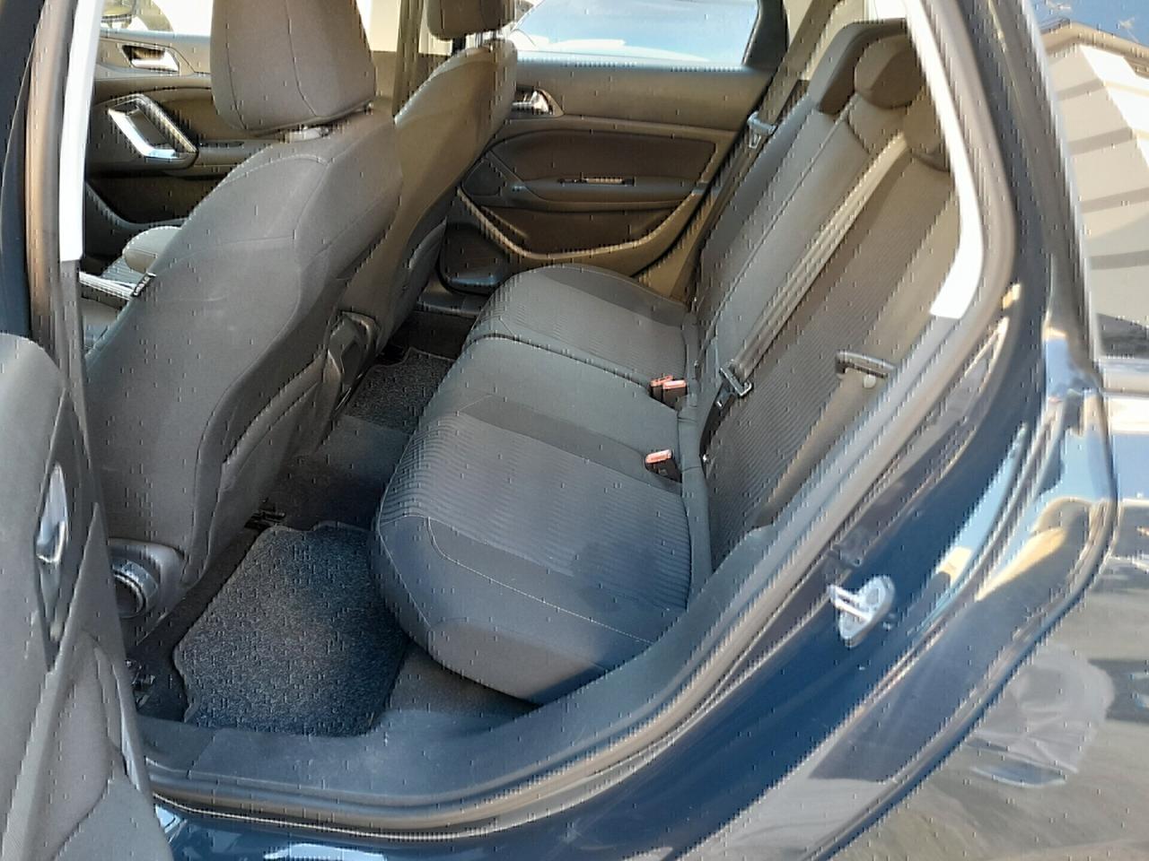 Peugeot 308 BlueHDi 120 S&S SW Allure
