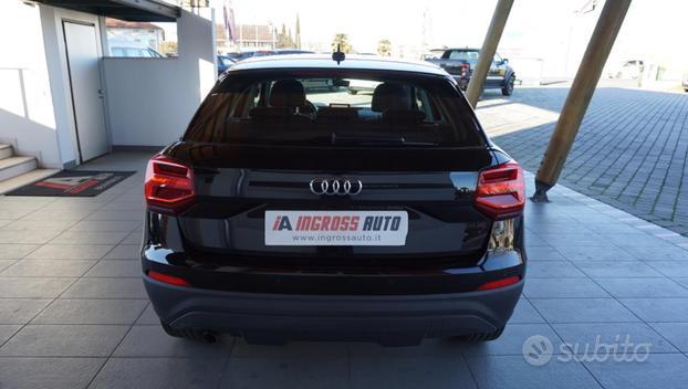 AUDI Q2 30 TDI S tronic Business