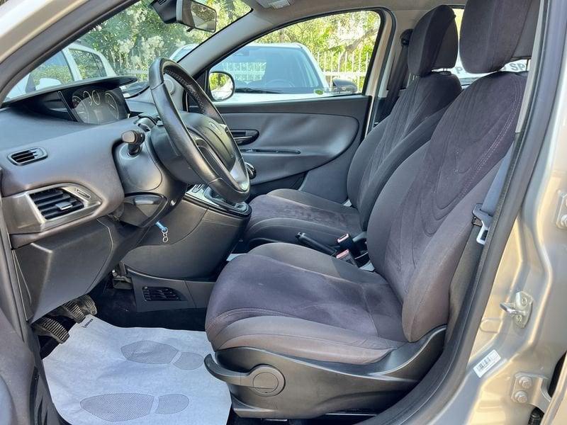 Lancia Ypsilon 1.3 MultiJet 95cv Stop&Start Platinum