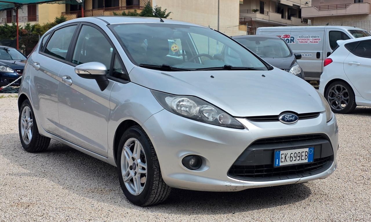 Ford Fiesta 1.4 TDCi 5p. Ghia