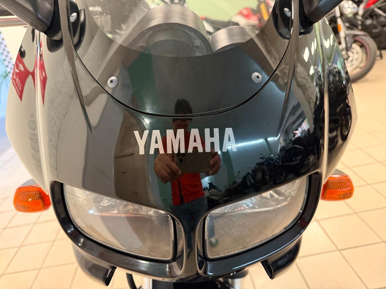 Yamaha FZ6 Fazer