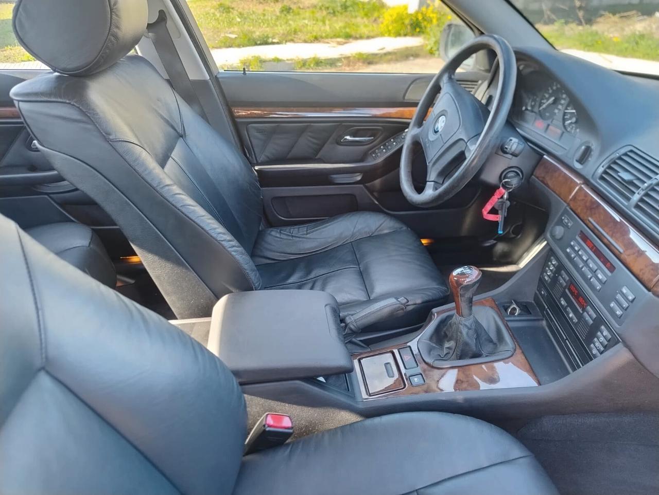 Bmw 520 520i 24V cat Futura