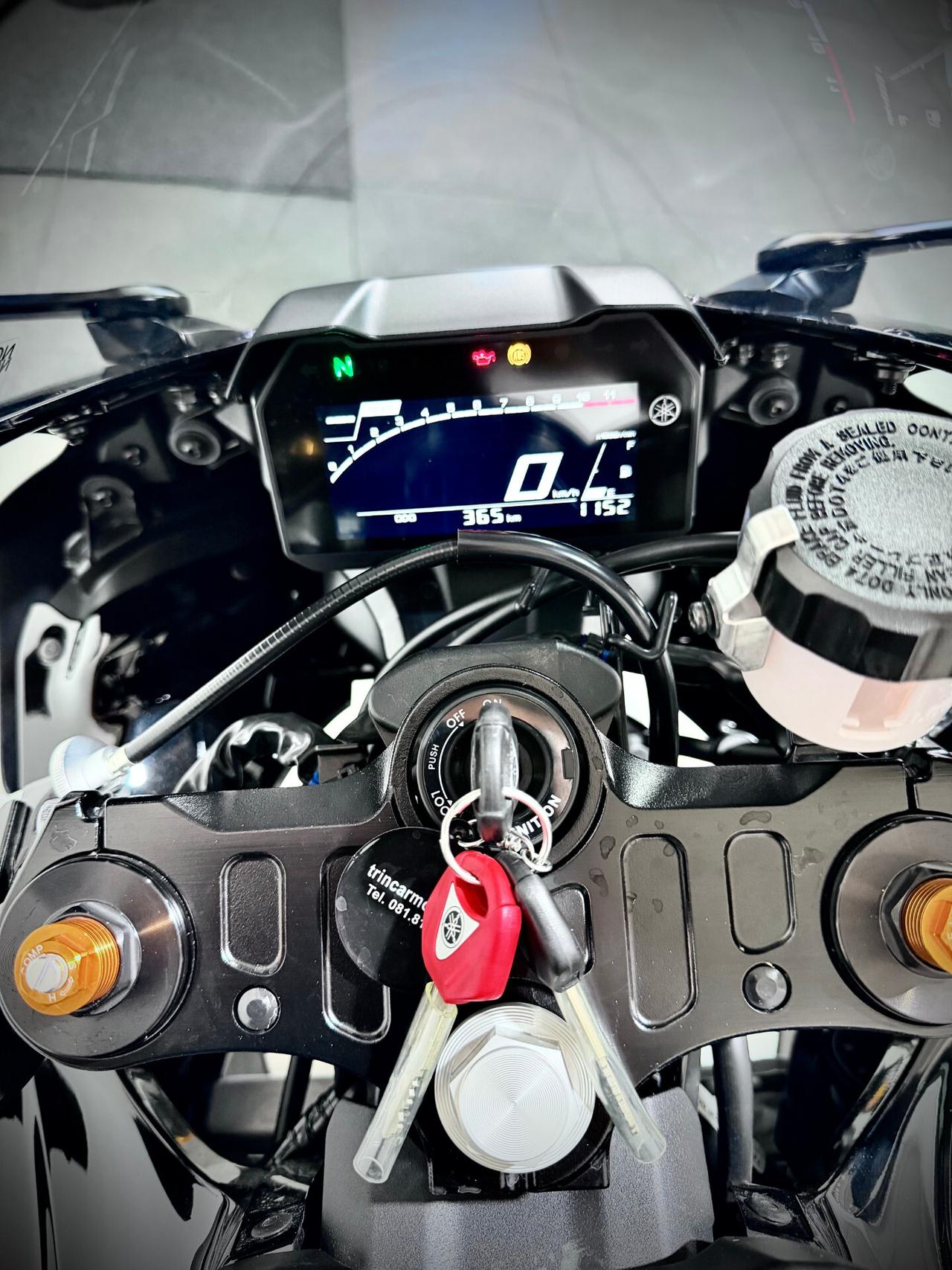 Yamaha YZF R7