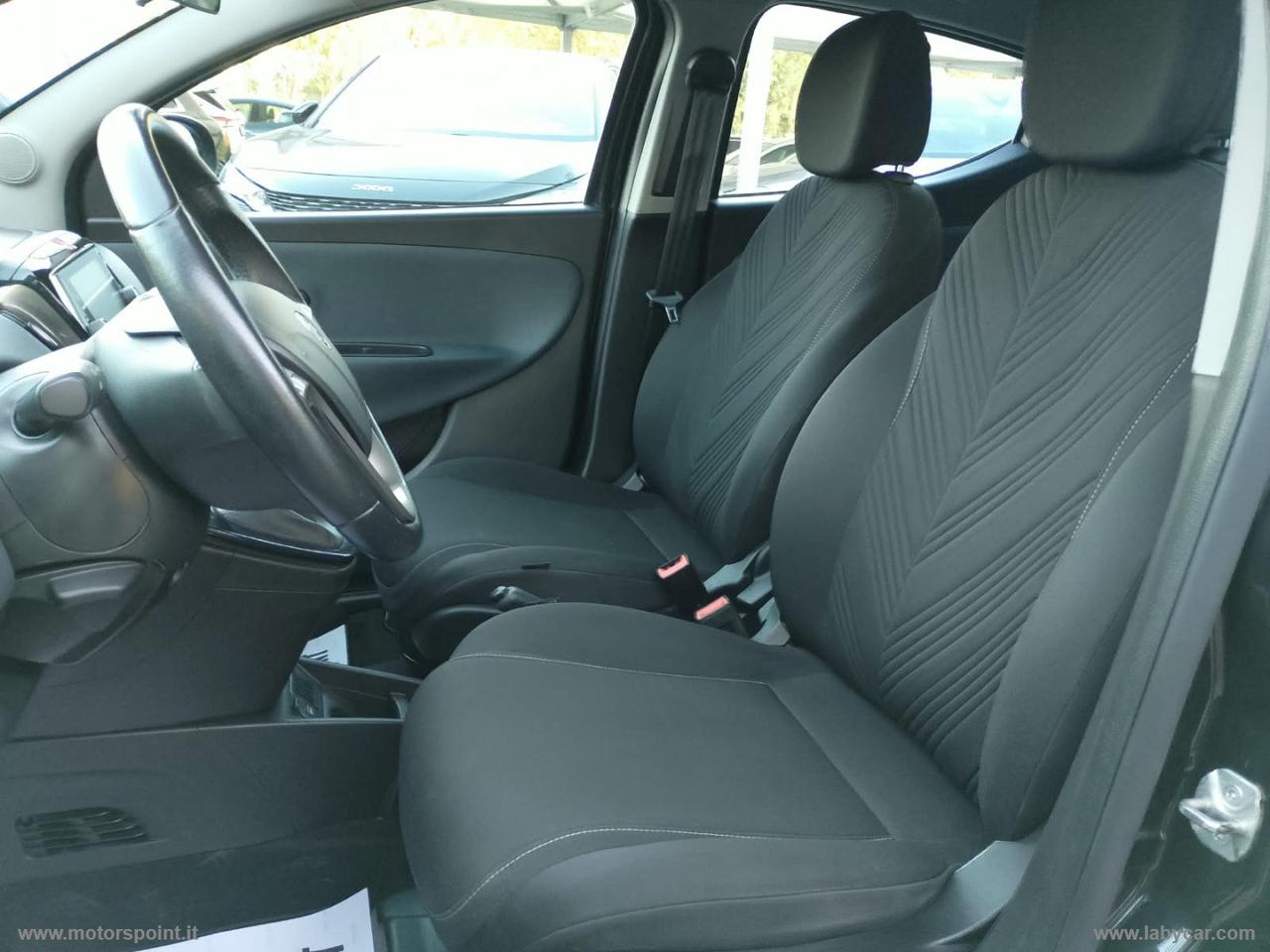 LANCIA Ypsilon 1.0 FireFly 5p.S&S Hyb. Eco Gold