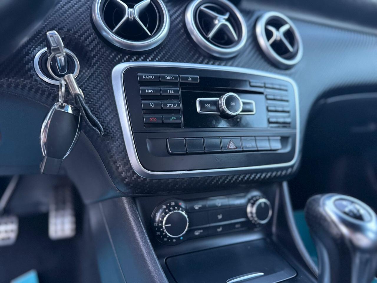 Mercedes-benz A 200 PAK AMG 70.000KM EURO6