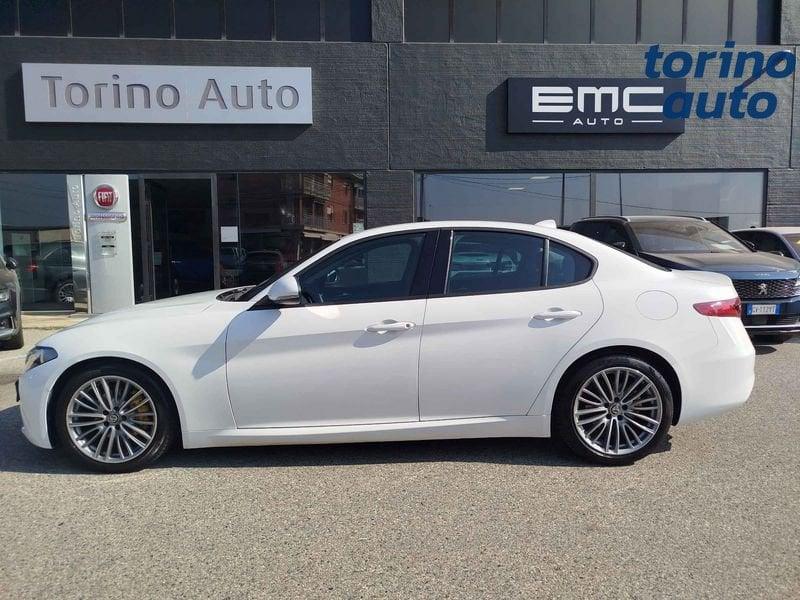 Alfa Romeo Giulia 2.2 Turbo AT8 150CV Business