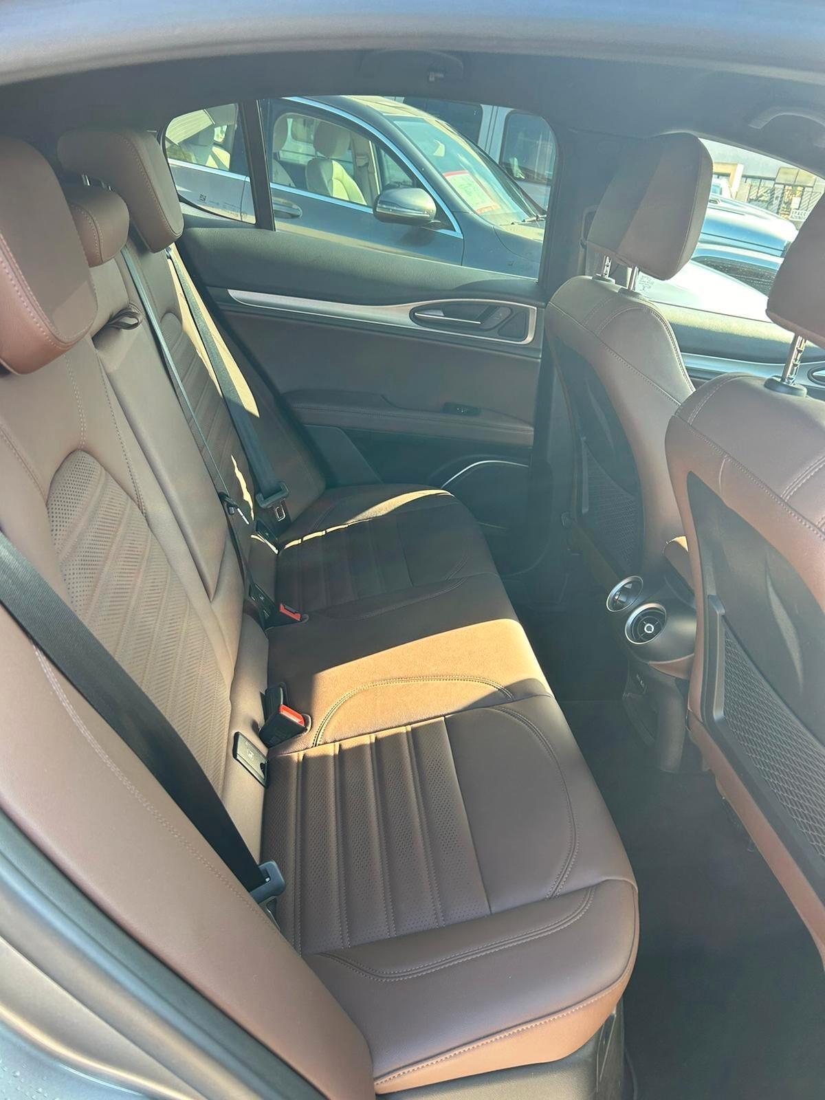 Alfa Romeo Stelvio 2.2 Td 210 cv AT8 Q4 Veloce