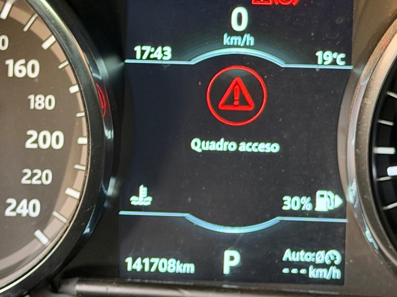 Land Rover Discovery Sport 2.0TD4 150 CV HSE Luxury