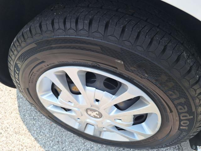 PEUGEOT Expert BlueHDi 120 S&S PL-TN Premium Standard N°GA333