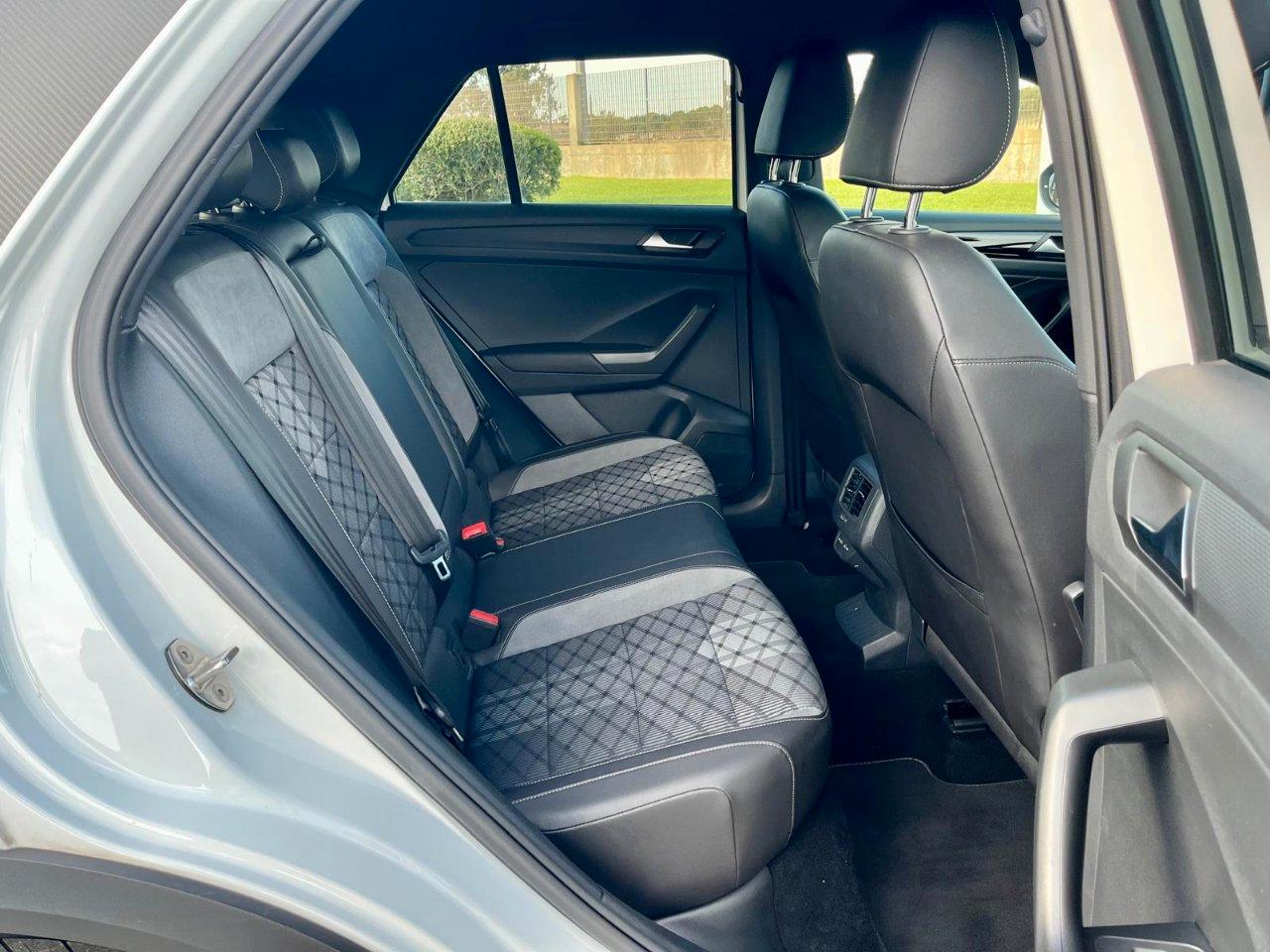 Volkswagen T-Roc 1.0 tsi R-Line 110cv