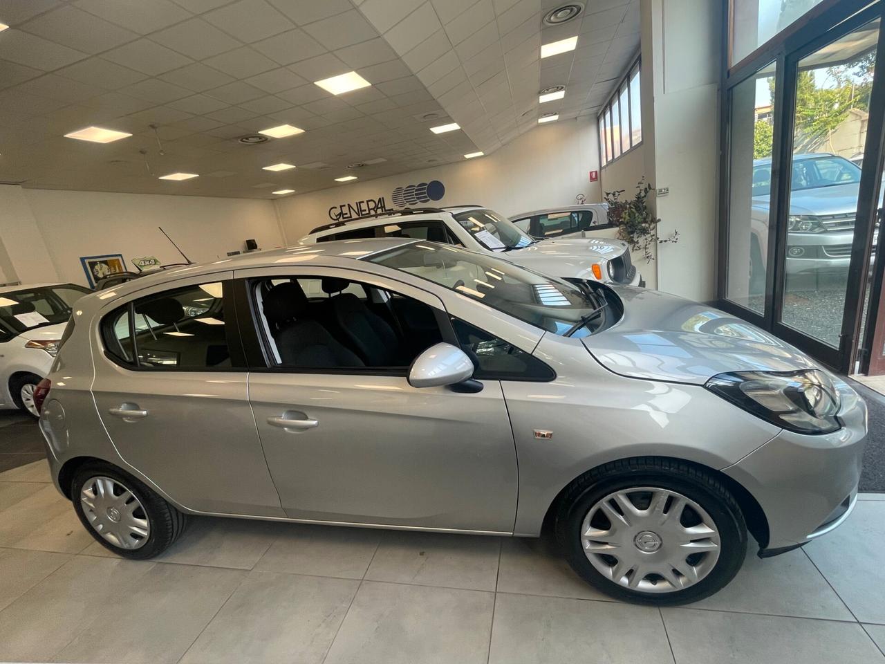 Opel Corsa 1.2 5 porte Innovation