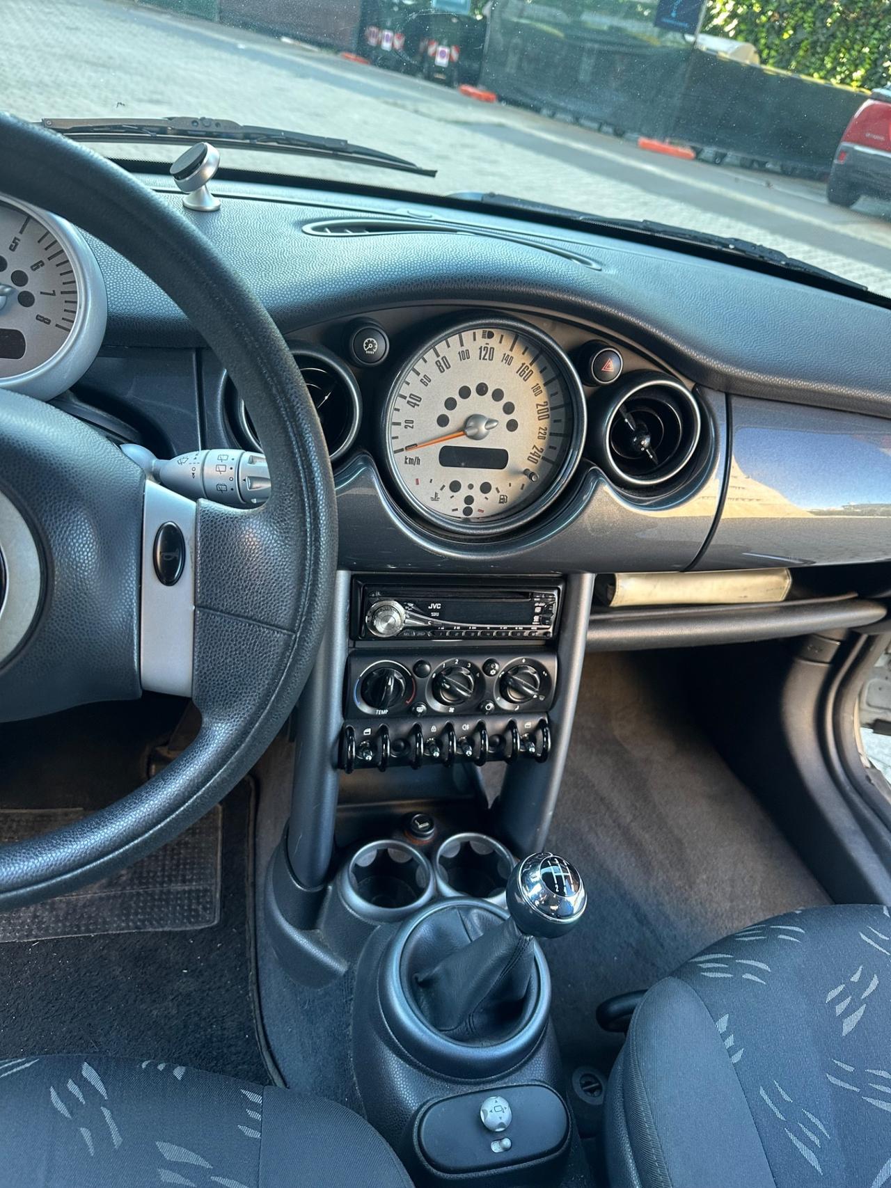 Mini 1.6 16V One de luxe