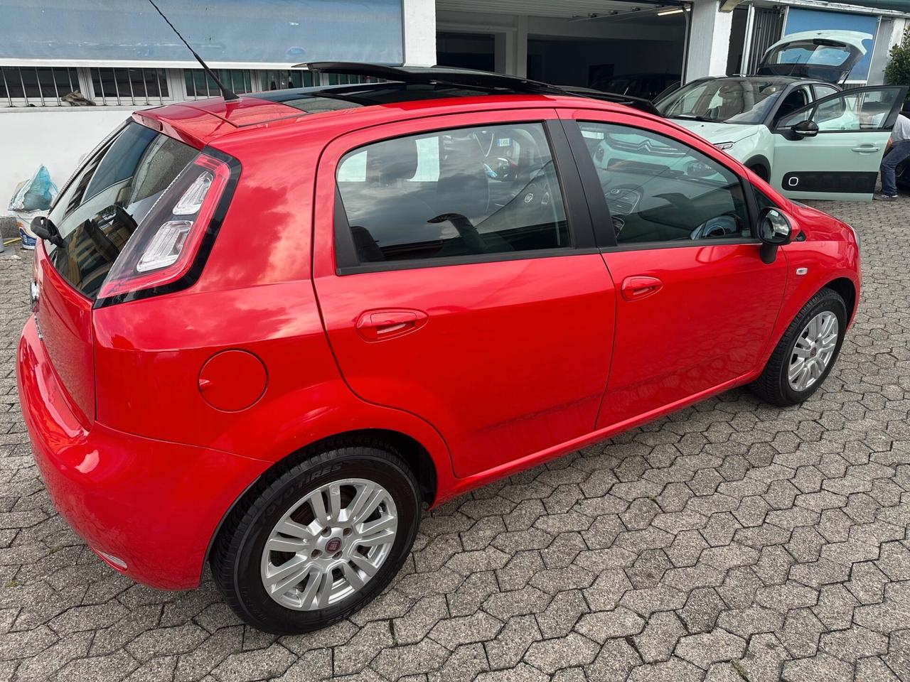 Fiat Punto 1.4 8V 5 porte Easypower Lounge