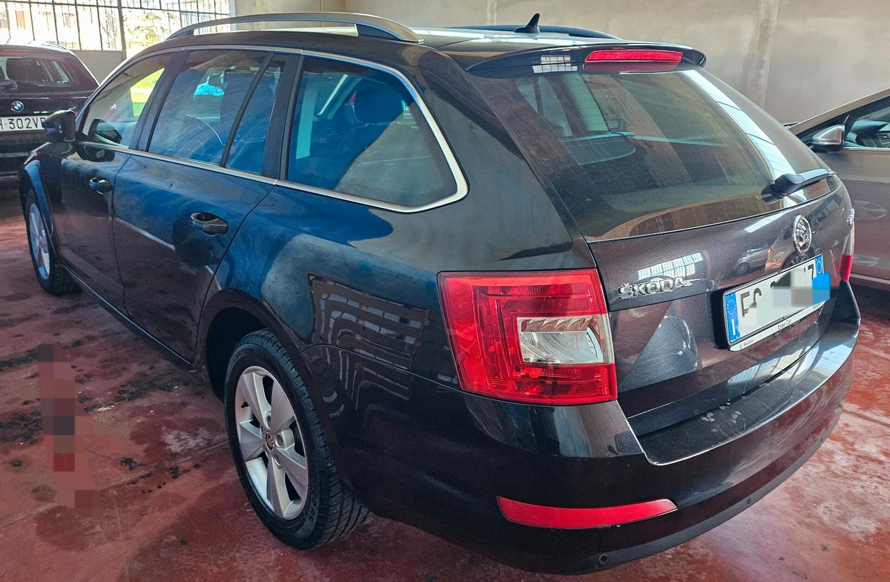 Skoda Octavia 1.6 TDI CR 110 CV Wagon Executive