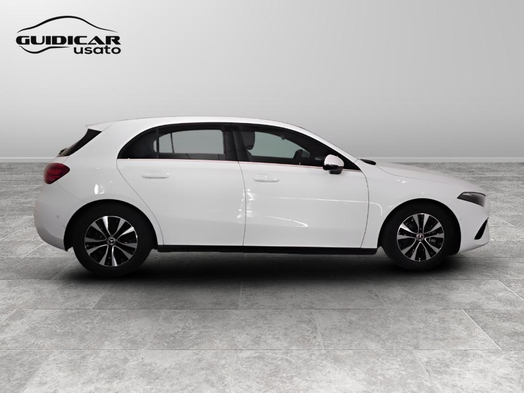 Mercedes-Benz Classe A - W177 2023 - A 180 d Advanced auto