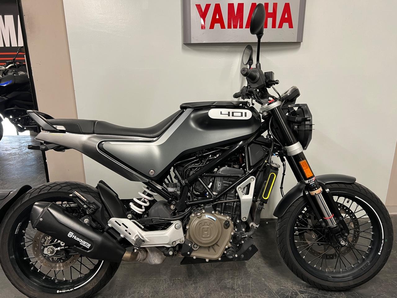 Husqvarna Svartpilen 401