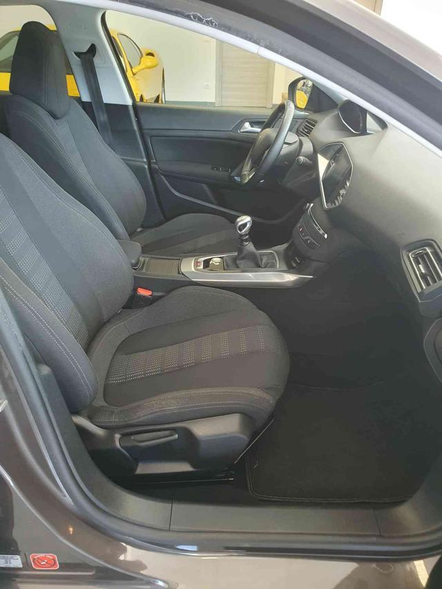 PEUGEOT 308 BlueHDi 120 S&S SW Allure