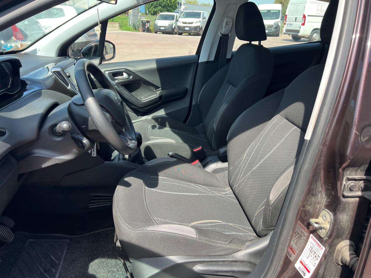 Peugeot 208 1.4 HDi 68 CV 5 porte Active