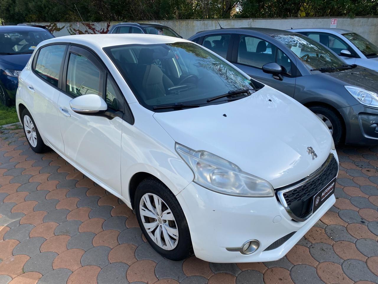 PEUGEOT - 208 - 1.2 VTi 82 CV 5p. Allure - NEOPATE