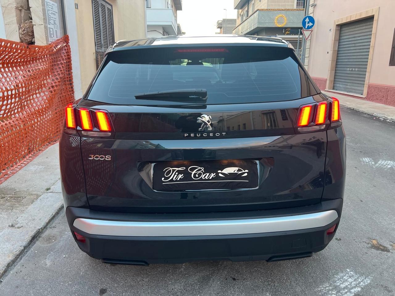 PEUGEOT 3008 1.5 EAT8 130CV ALLURE OK NEOPATENTATI NAVI CRUISE ANNO 2019