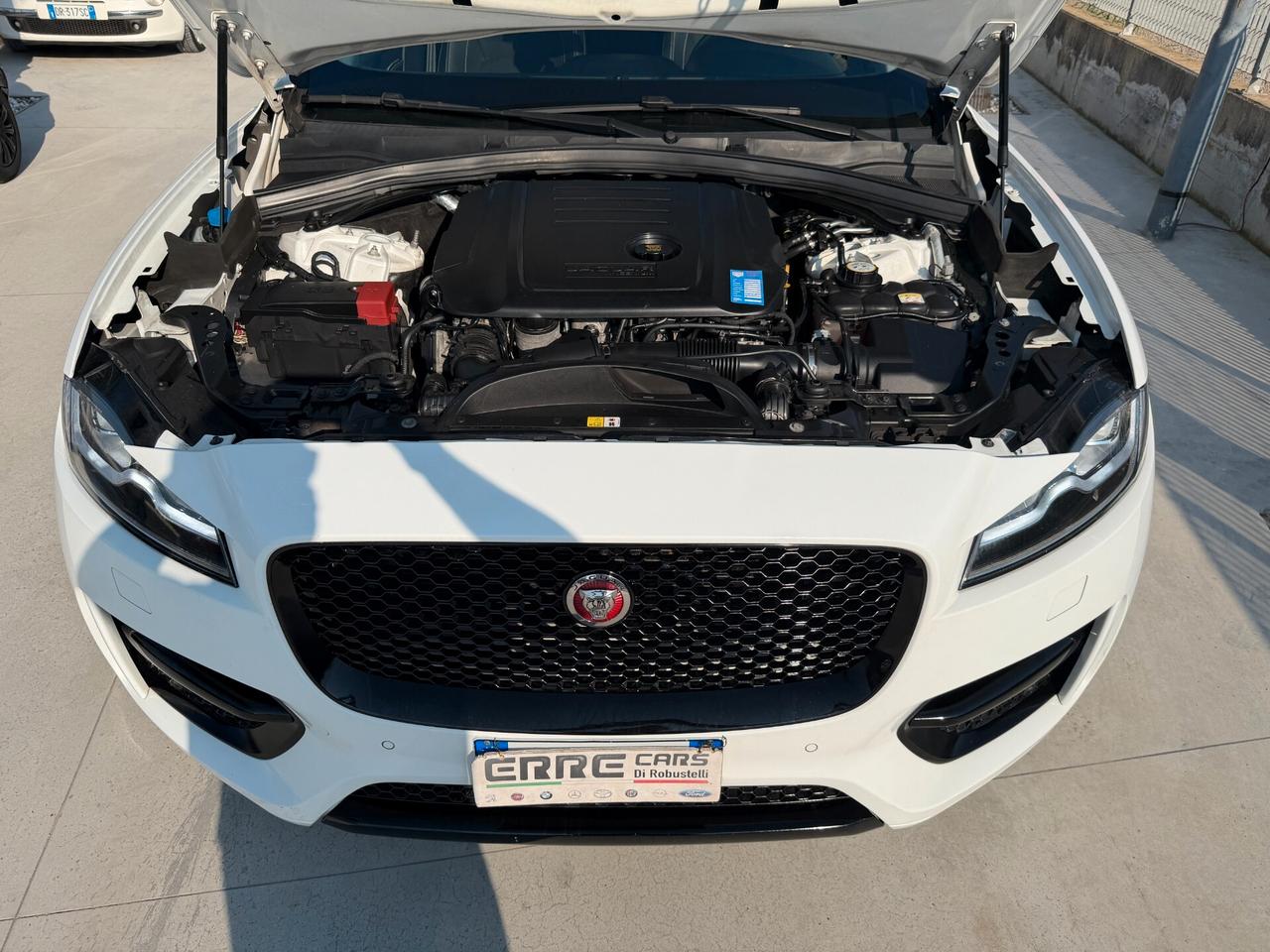 JAGUAR F-PACE R-SPORT 2017 2.0 DIESEL 241 CV *LEGGI