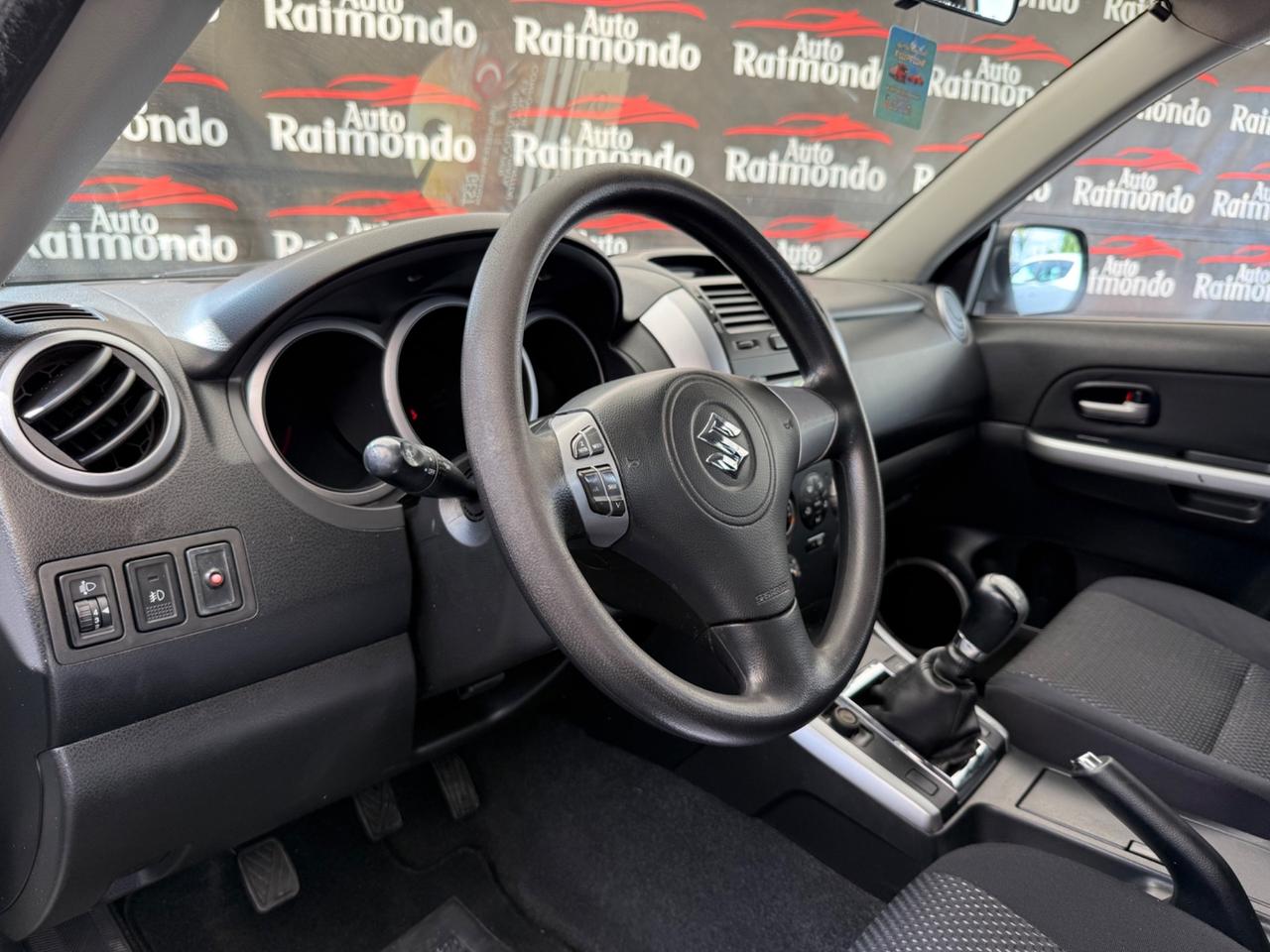 Suzuki Grand Vitara 1.9 DDiS 5 porte