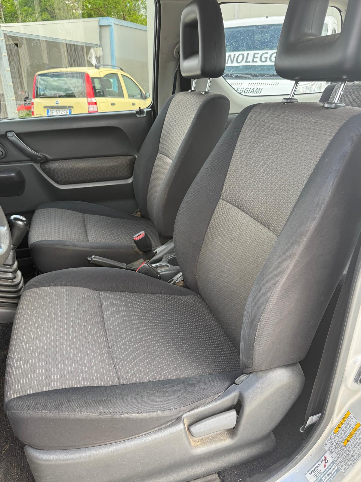 Suzuki Jimny 1.5 DDiS cat 4WD JLX