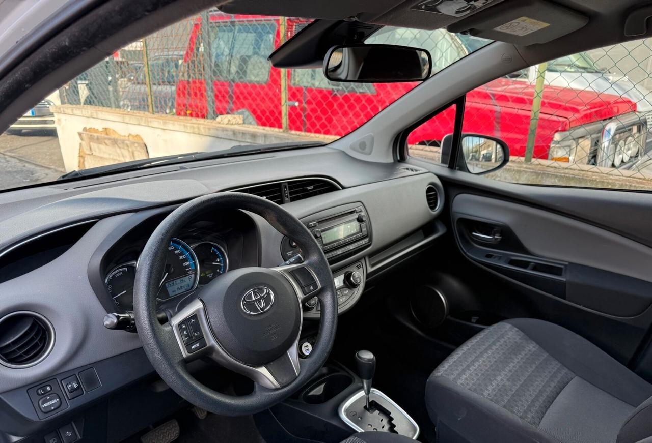 Toyota Yaris 1.5 Hybrid 5p - Automatica - Superprezzo - Tutto incluso