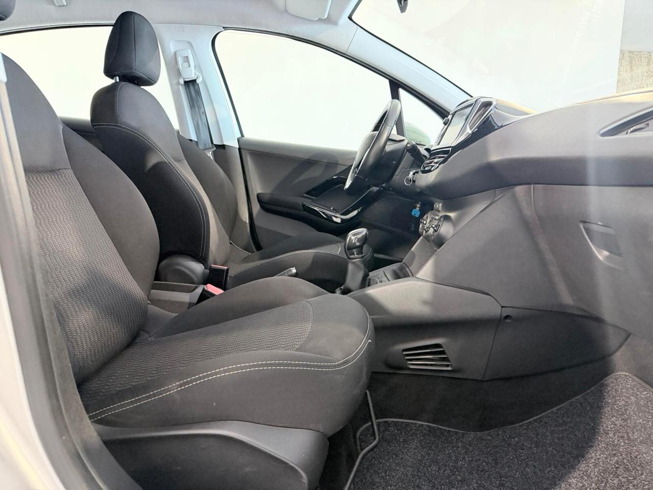 Peugeot 208 HDI ACCONTO 0€ RATE DA 175€ AL MESE