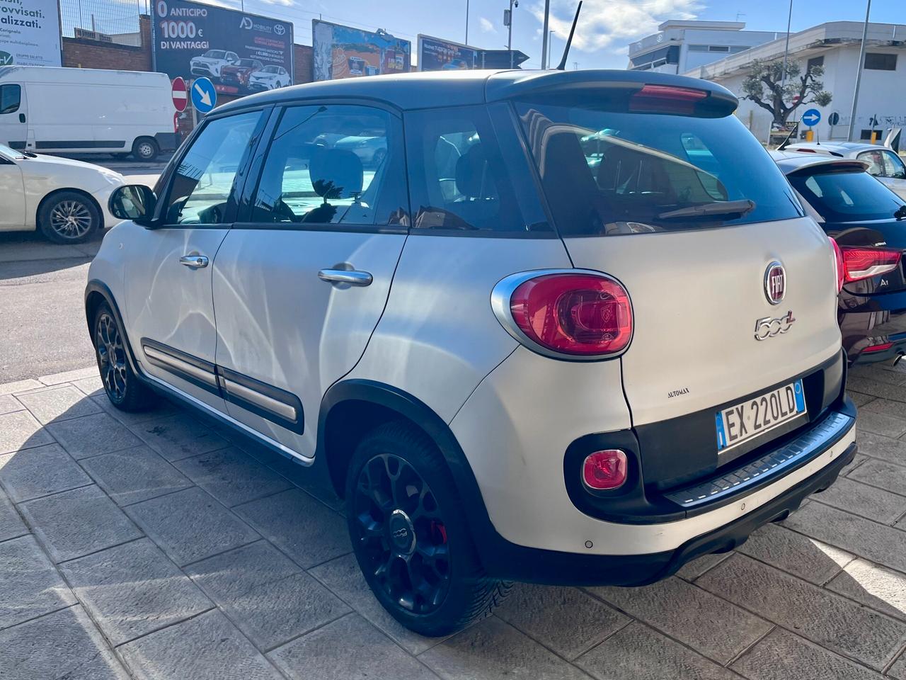 Fiat 500L 1.6 Multijet 120cv Trekking Beats 2015