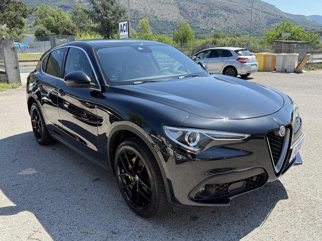 ALFA ROMEO STELVIO AT8 Q4 EXECUTIVE