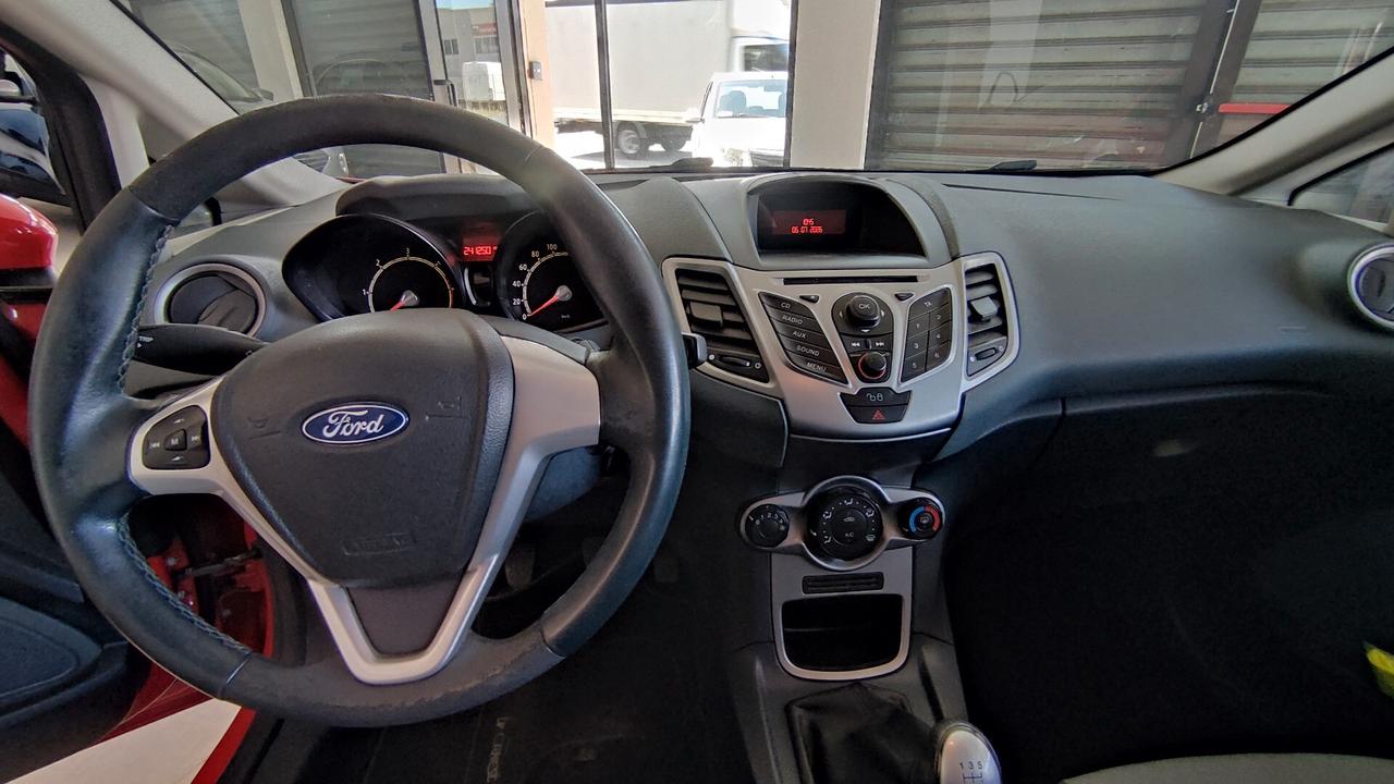Ford Fiesta 1.4 TDCi 3 porte NEOPATENTATI - 2010