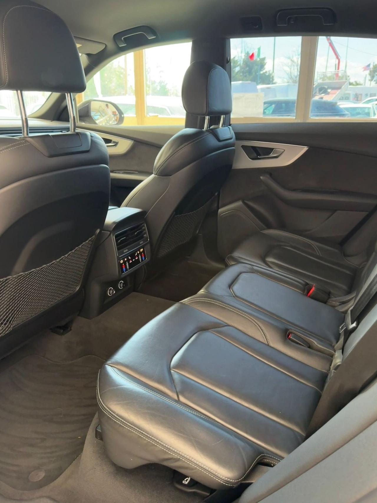 Audi Q8 50 TDI 286 CV quattro tiptronic Sport
